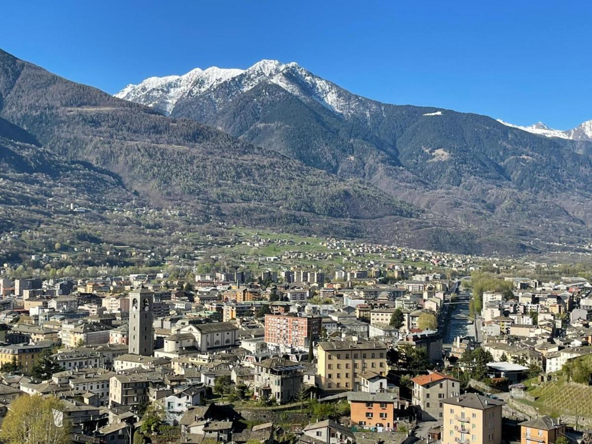 Appartamento La Baita Case Sondrio Fiume - Affitti Brevi Italia Exterior photo